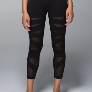 Lululemon High Times Crop *Tech Mesh